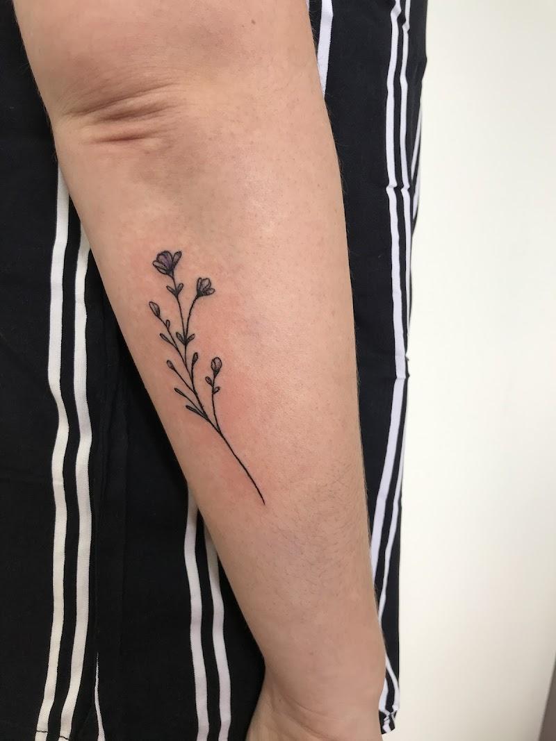 Carvel Tattoo Studio - Photo 3